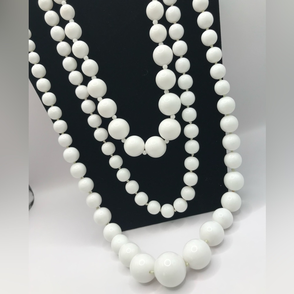 3 Elegant White Acrylic Beaded Layering Necklaces - Picture 4 of 12